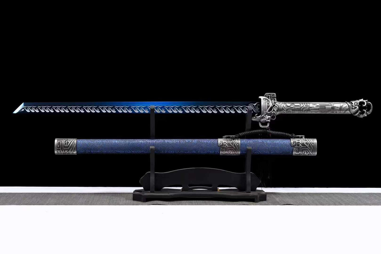 Handmade Chinese Sword With Thunder Tiger Tang Heng